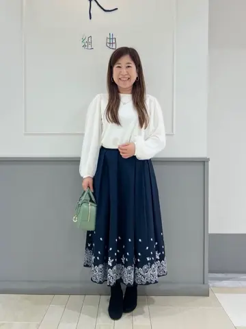 組曲 スタッフ コーディネート画像