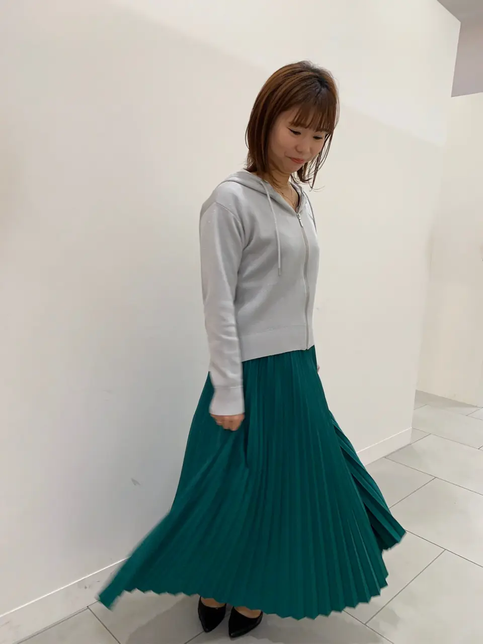 組曲 小林 コーディネート画像