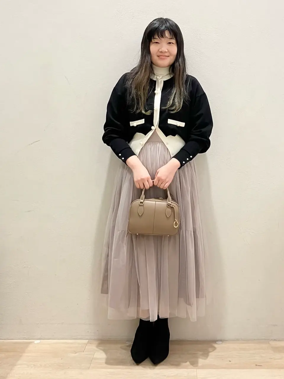 組曲 川根　彩 コーディネート画像