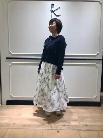 組曲 井上 コーディネート画像