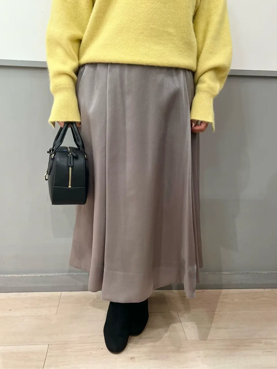 組曲 スタッフ コーディネート画像