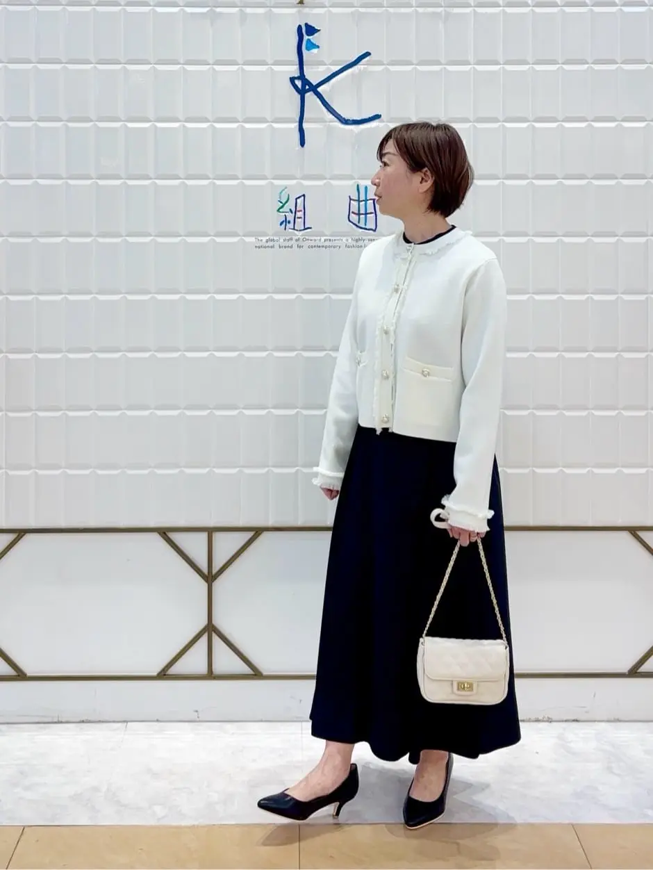 組曲 井上 コーディネート画像