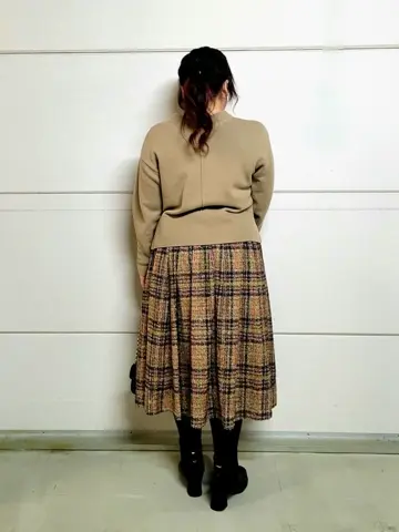 組曲 小林 コーディネート画像