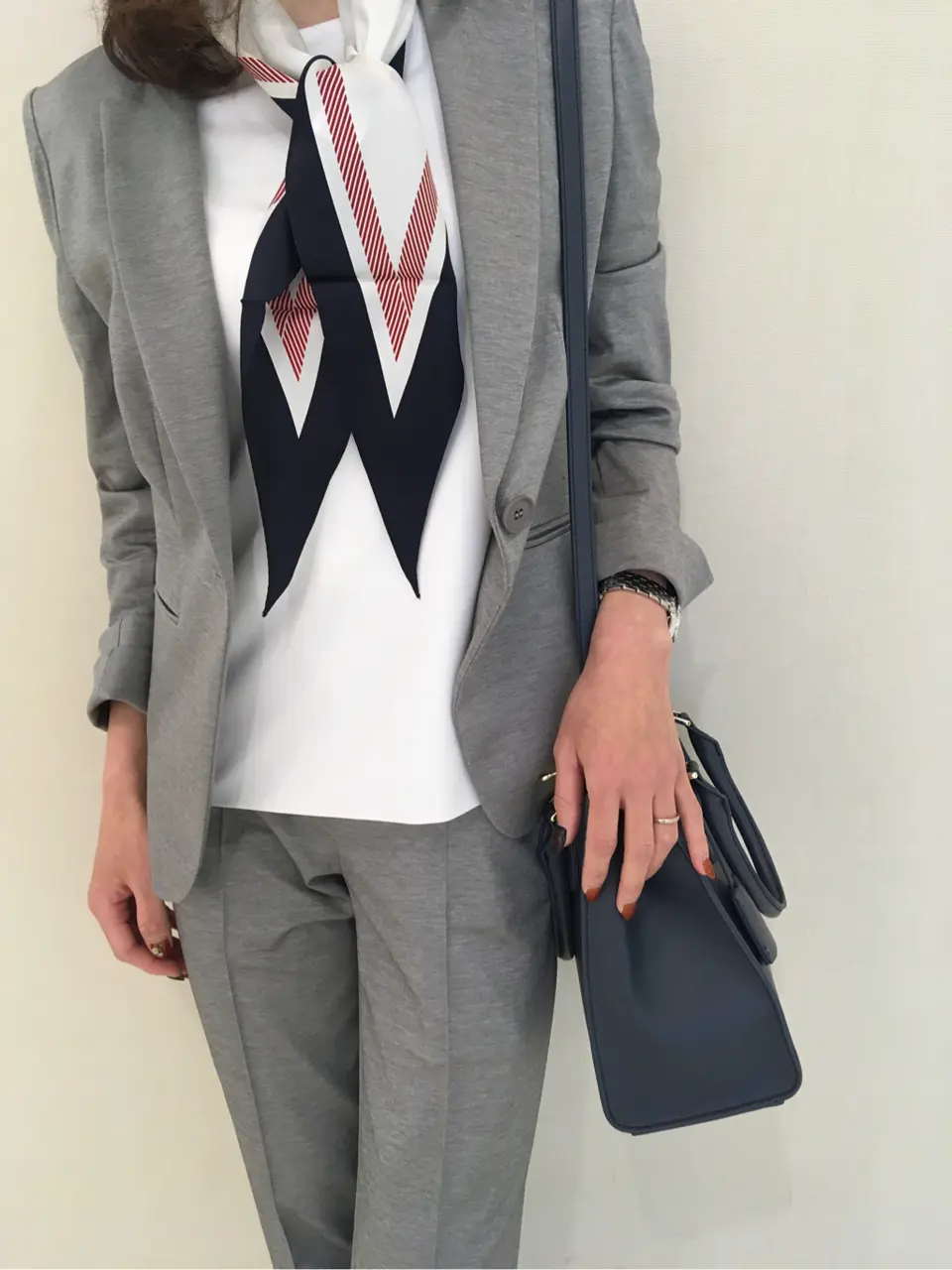 組曲 スタッフ コーディネート画像