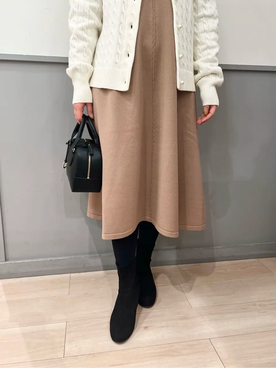 組曲 スタッフ コーディネート画像