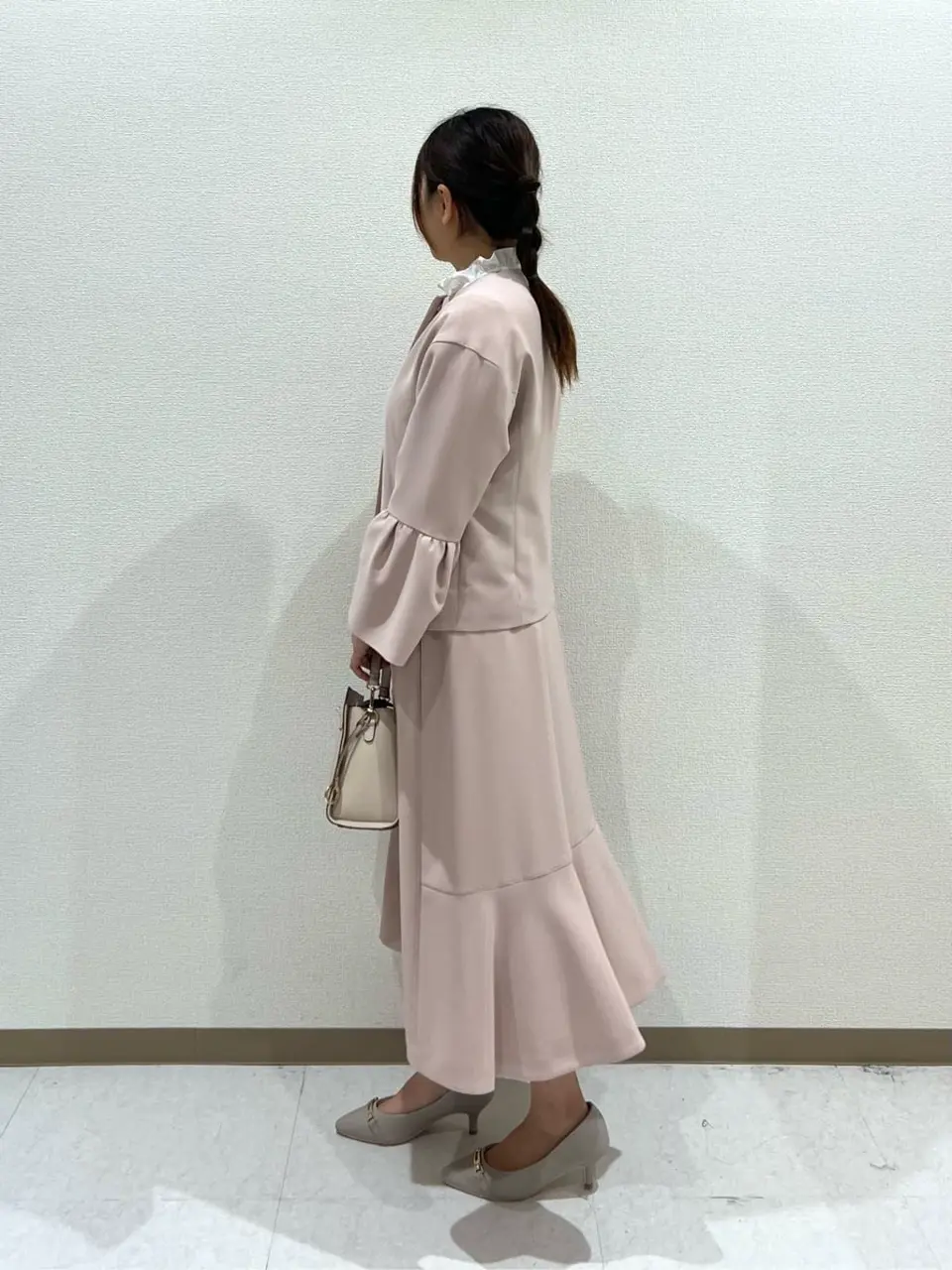 組曲 浅倉 コーディネート画像