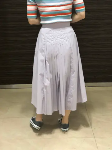 組曲 鈴木 コーディネート画像