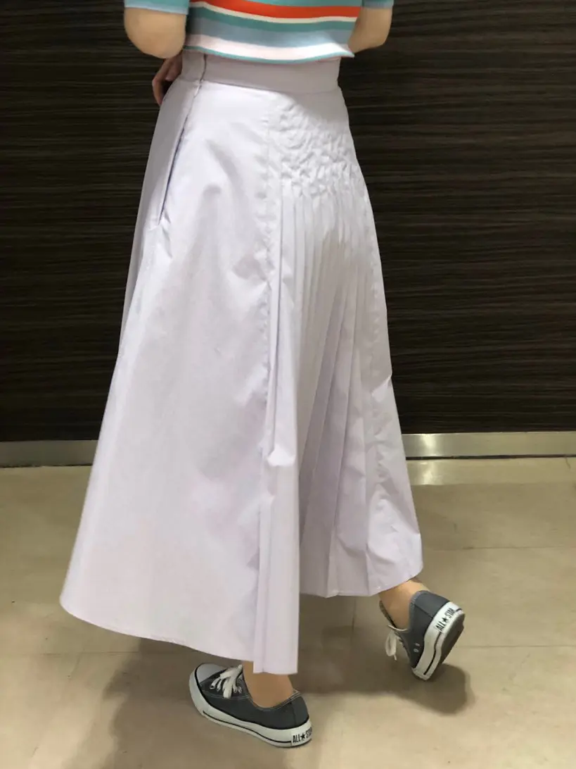 組曲 鈴木 コーディネート画像