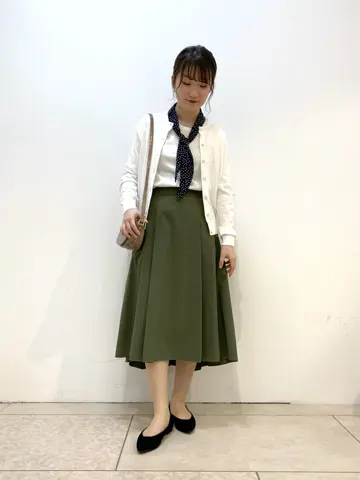 組曲 石井 コーディネート画像