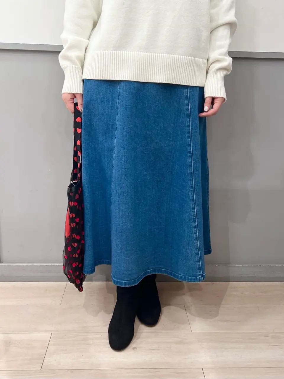 組曲 スタッフ コーディネート画像