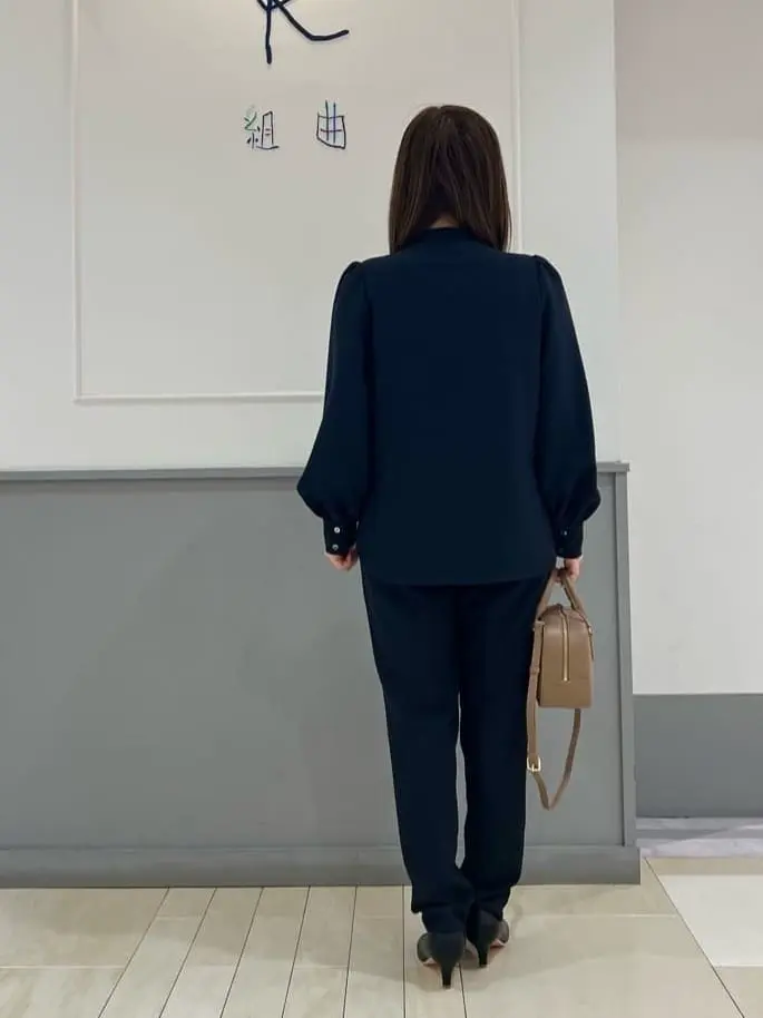 組曲 スタッフ コーディネート画像