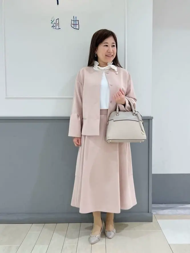 組曲 スタッフ コーディネート画像