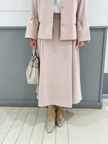 組曲 スタッフ コーディネート画像