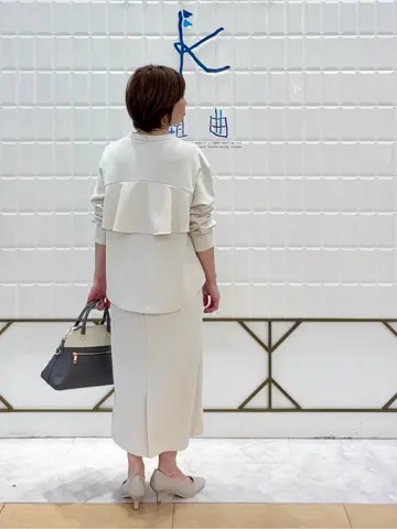 組曲 井上 コーディネート画像