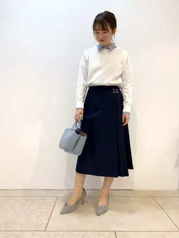 組曲 石井 コーディネート画像