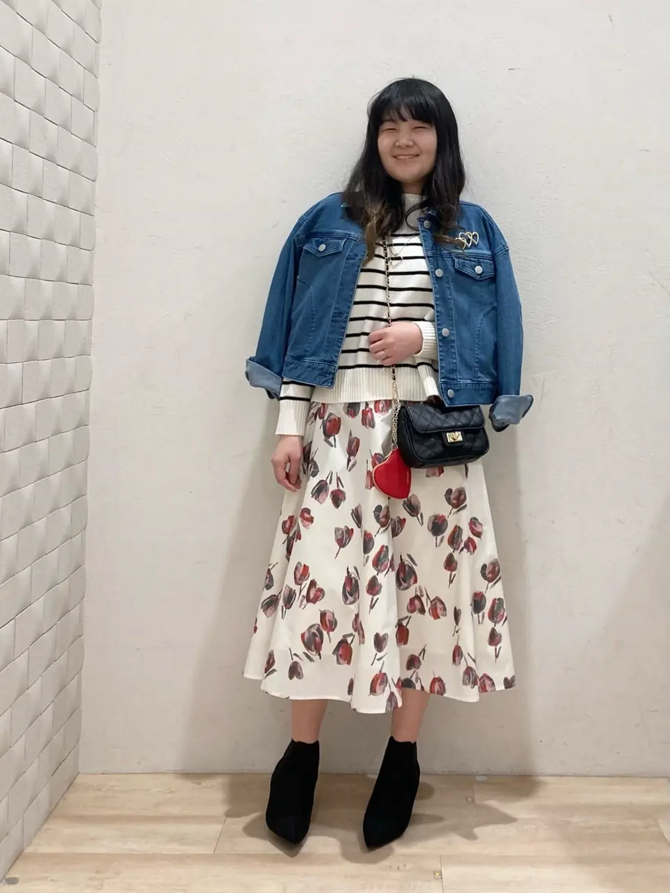 組曲 川根　彩 コーディネート画像