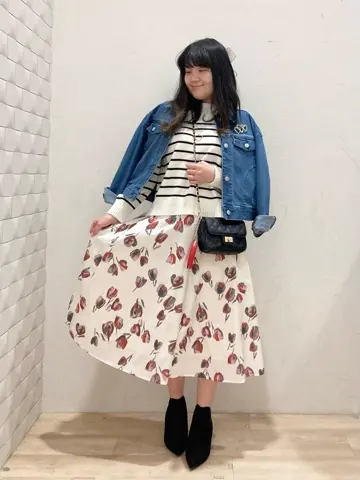 組曲 川根　彩 コーディネート画像