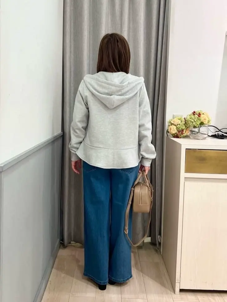 組曲 スタッフ コーディネート画像