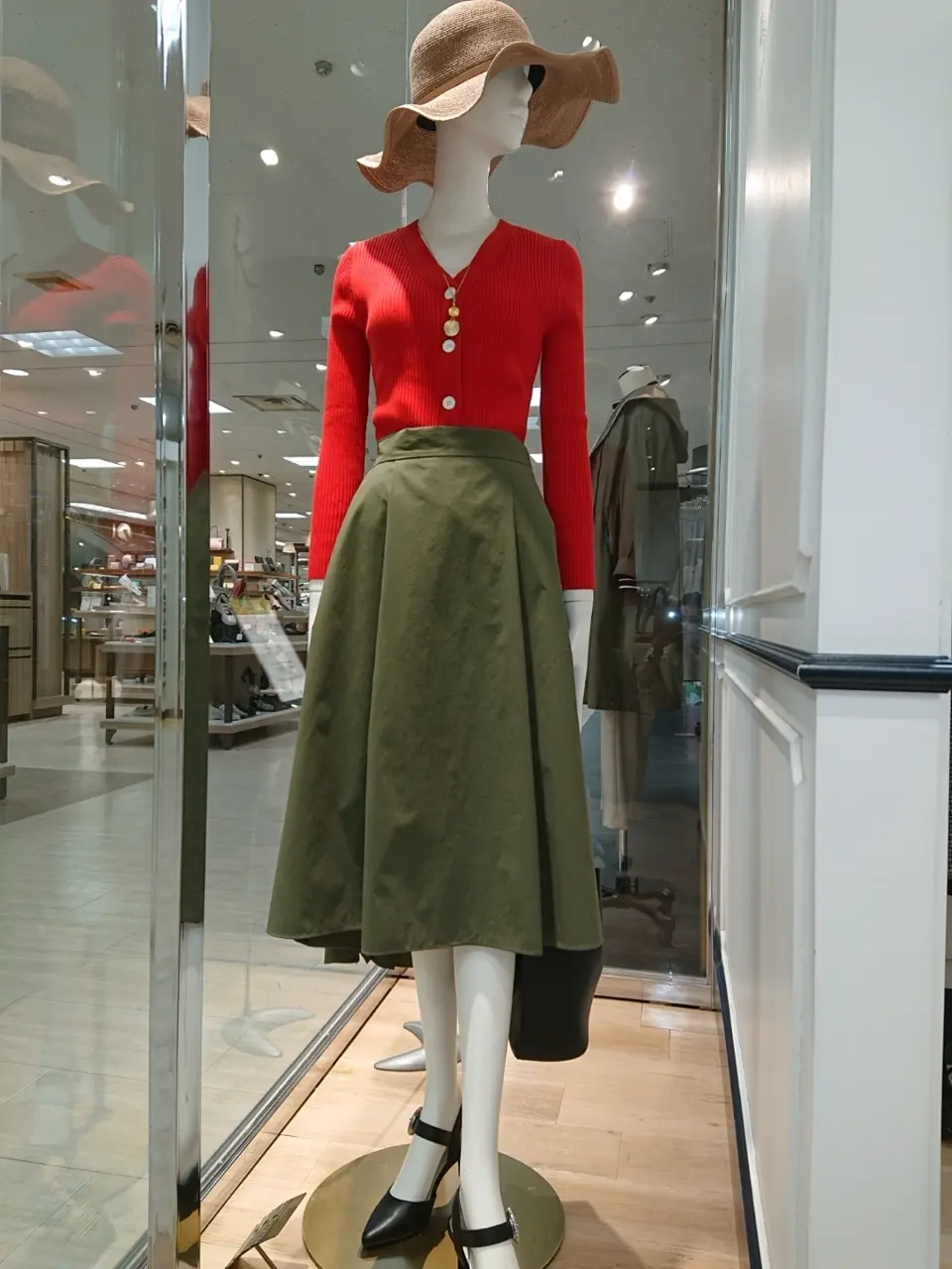 組曲 ウエノ コーディネート画像