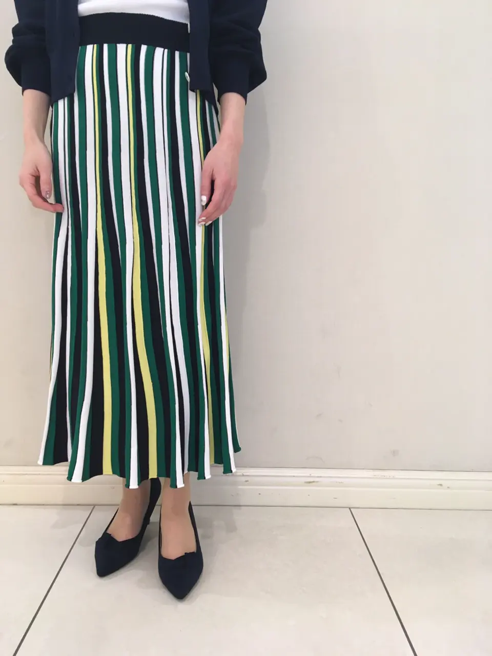 組曲 スタッフ コーディネート画像