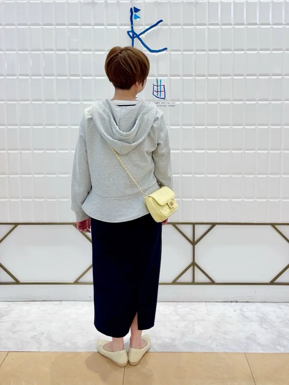 組曲 井上 コーディネート画像