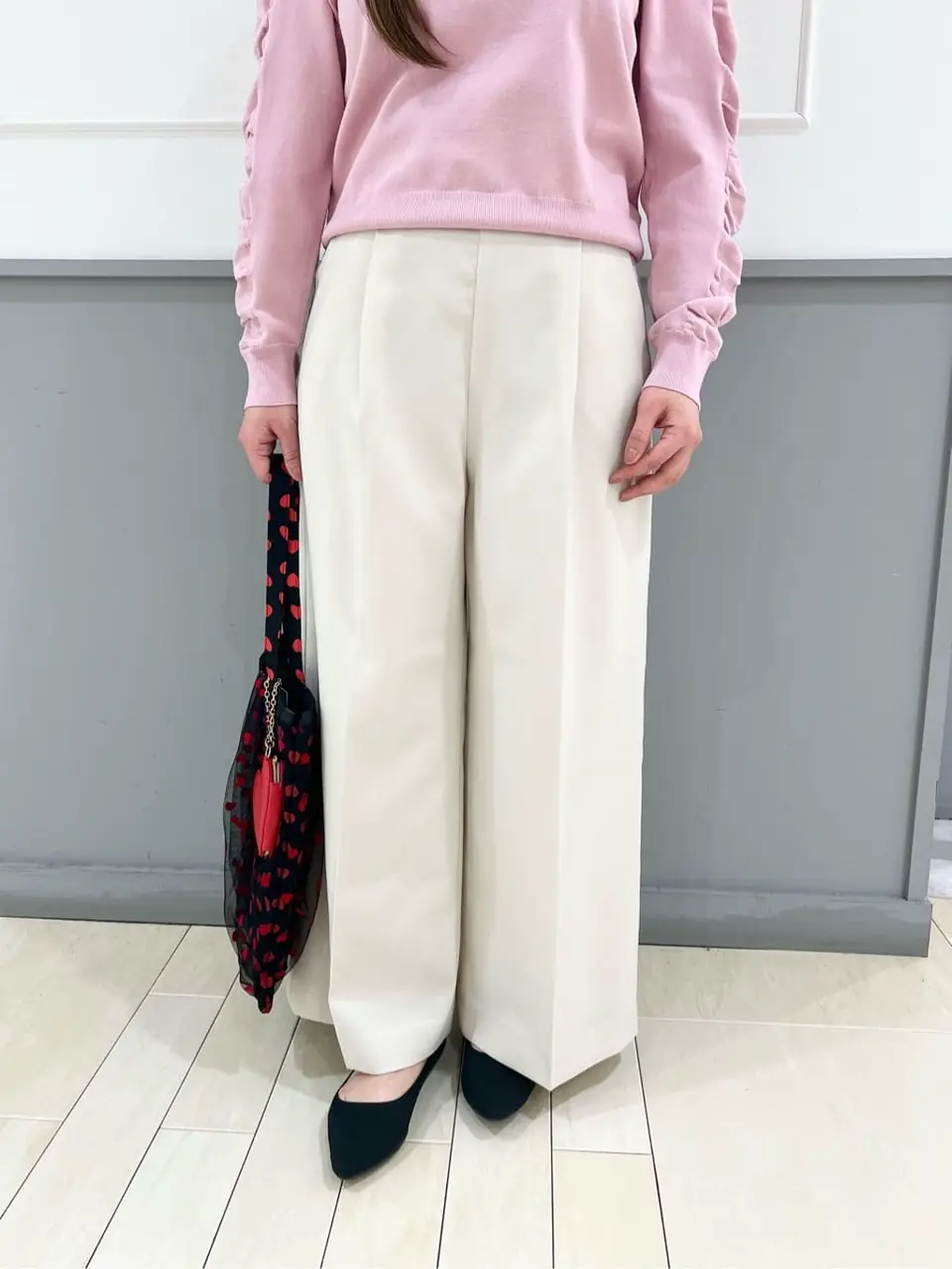 組曲 スタッフ コーディネート画像