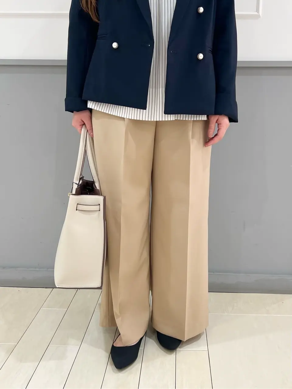 組曲 スタッフ コーディネート画像