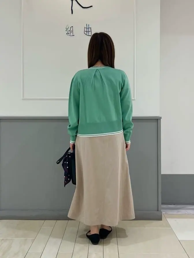 組曲 スタッフ コーディネート画像