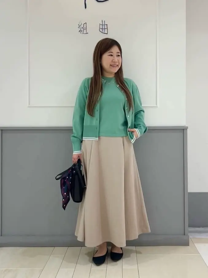 組曲 スタッフ コーディネート画像