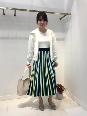 組曲 茂木 コーディネート画像