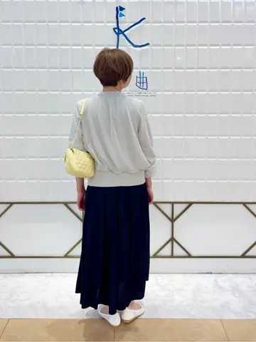 組曲 井上 コーディネート画像