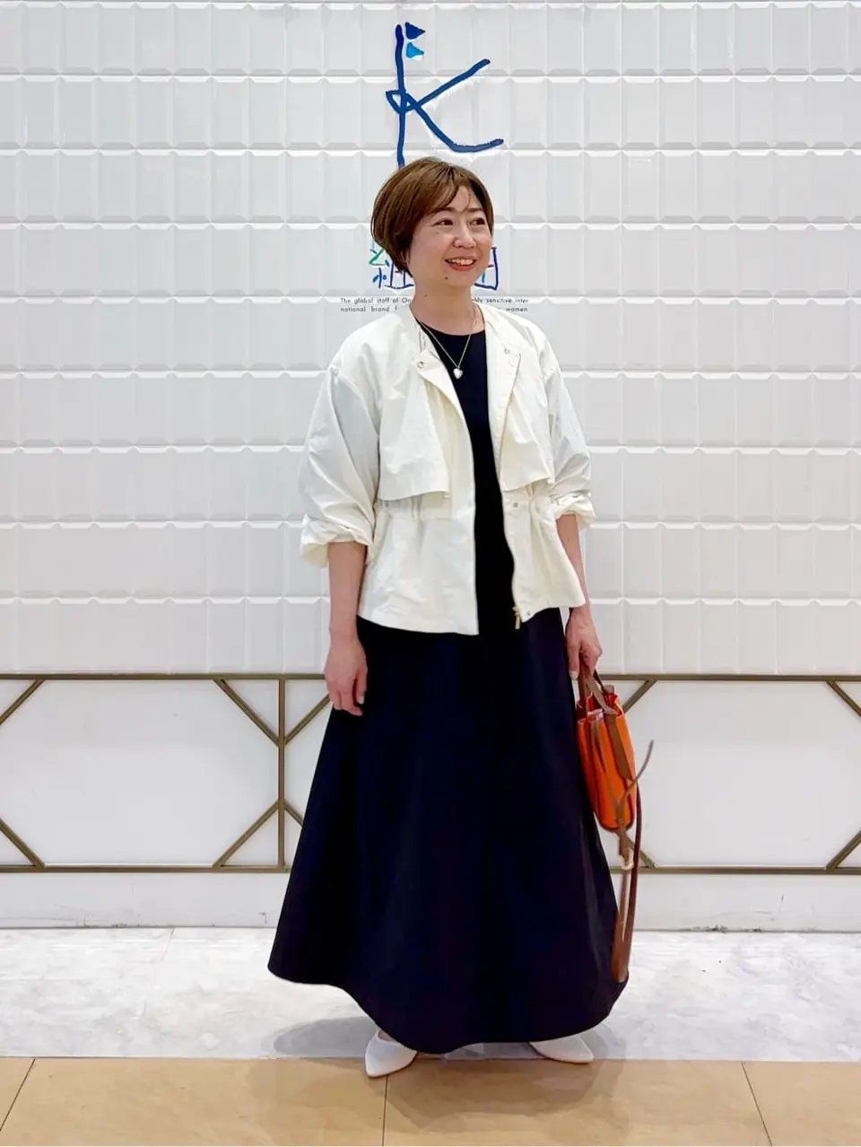 組曲 井上 コーディネート画像