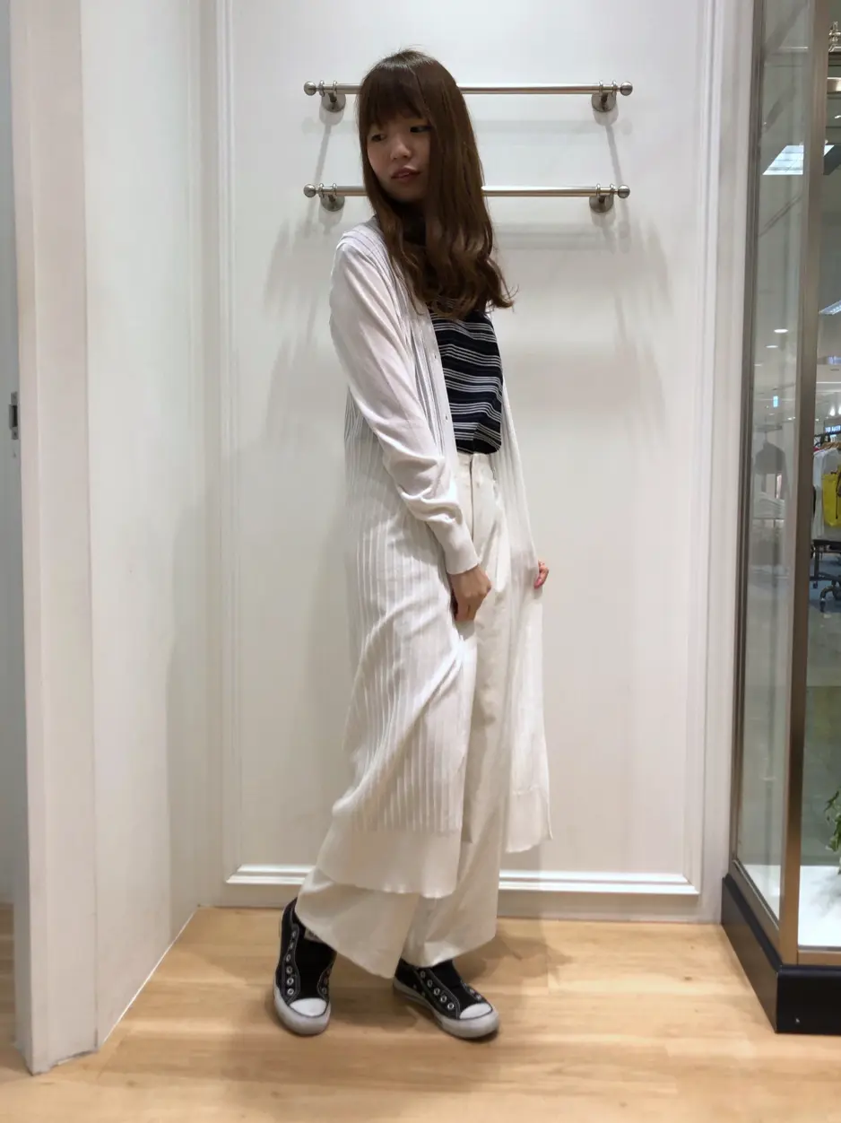 組曲 スタッフ コーディネート画像