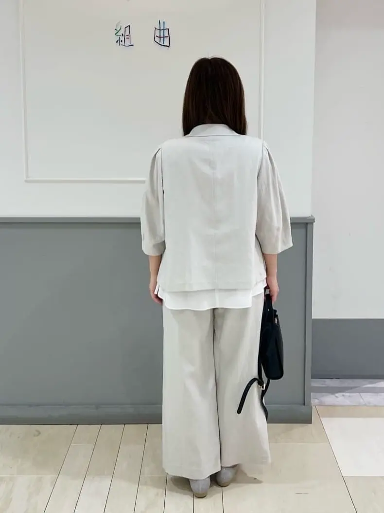 組曲 スタッフ コーディネート画像