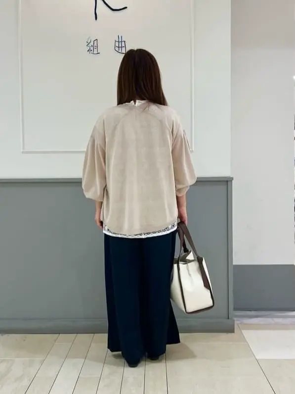 組曲 スタッフ コーディネート画像