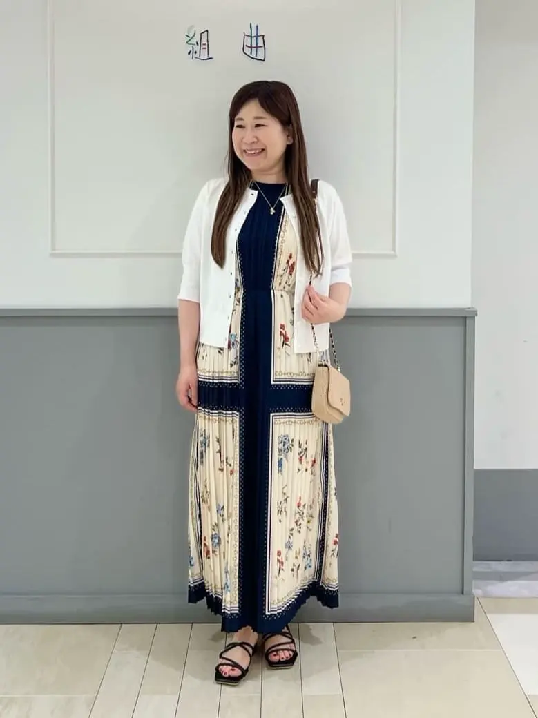 組曲 スタッフ コーディネート画像