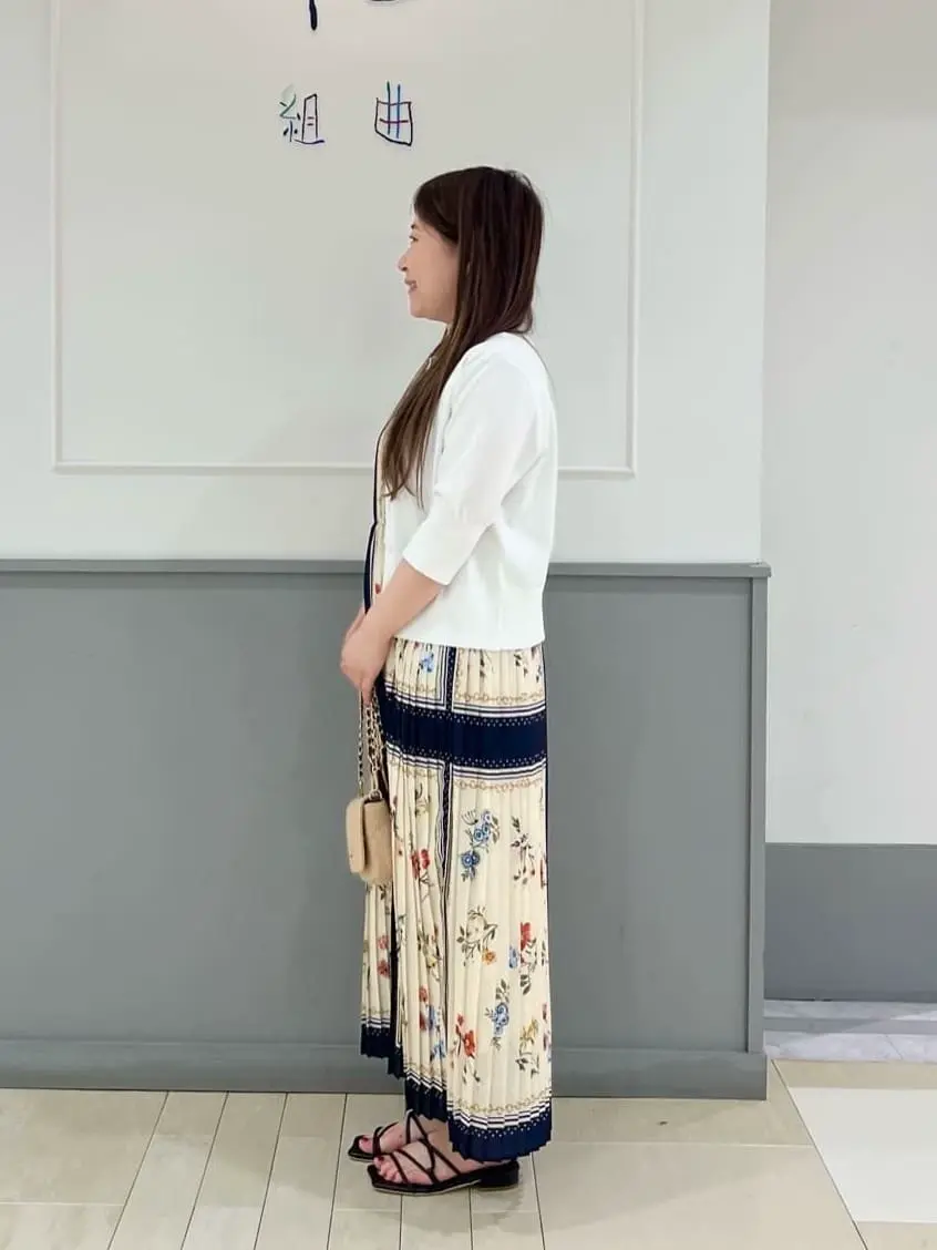 組曲 スタッフ コーディネート画像