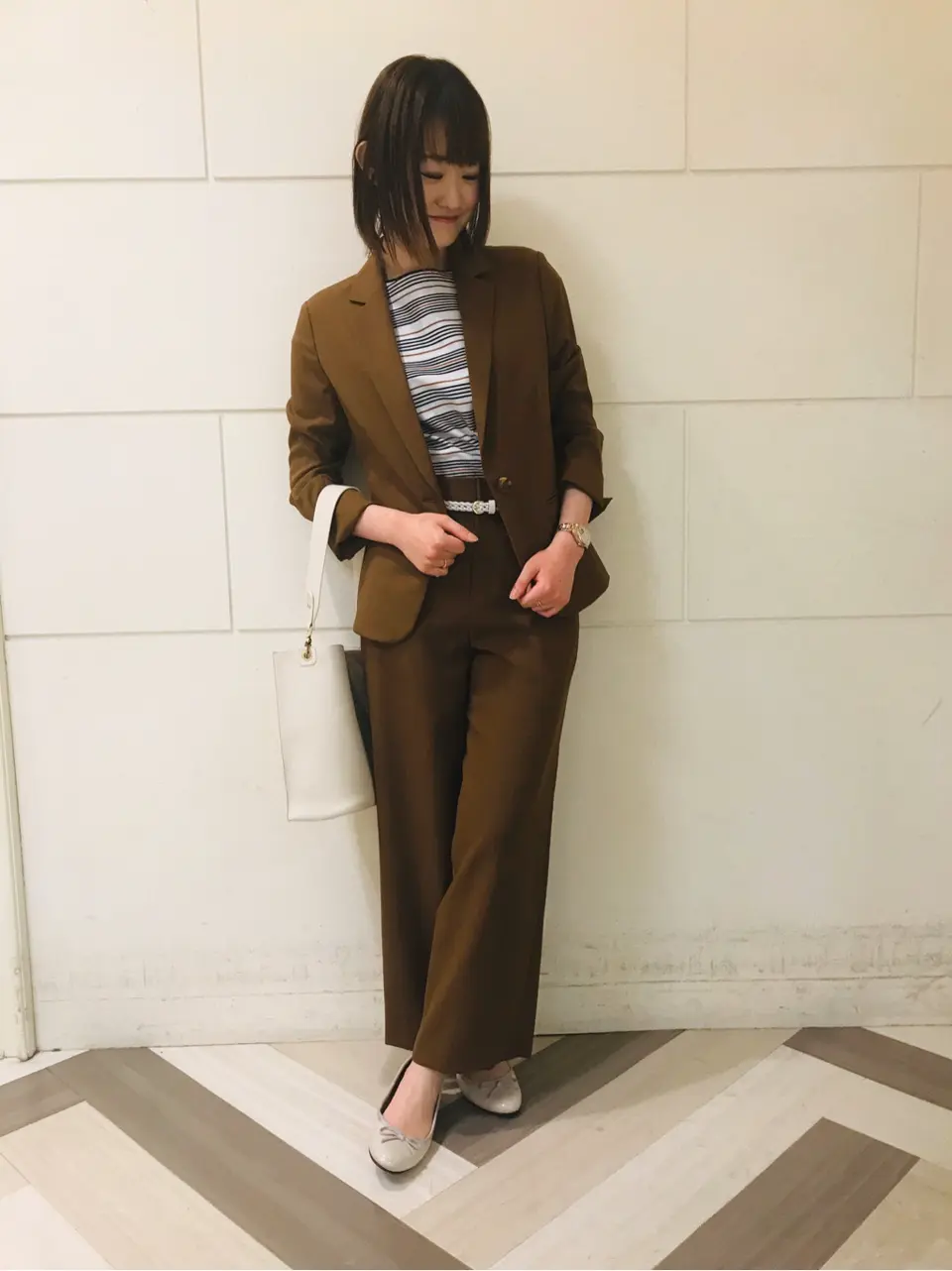 組曲 スタッフ コーディネート画像