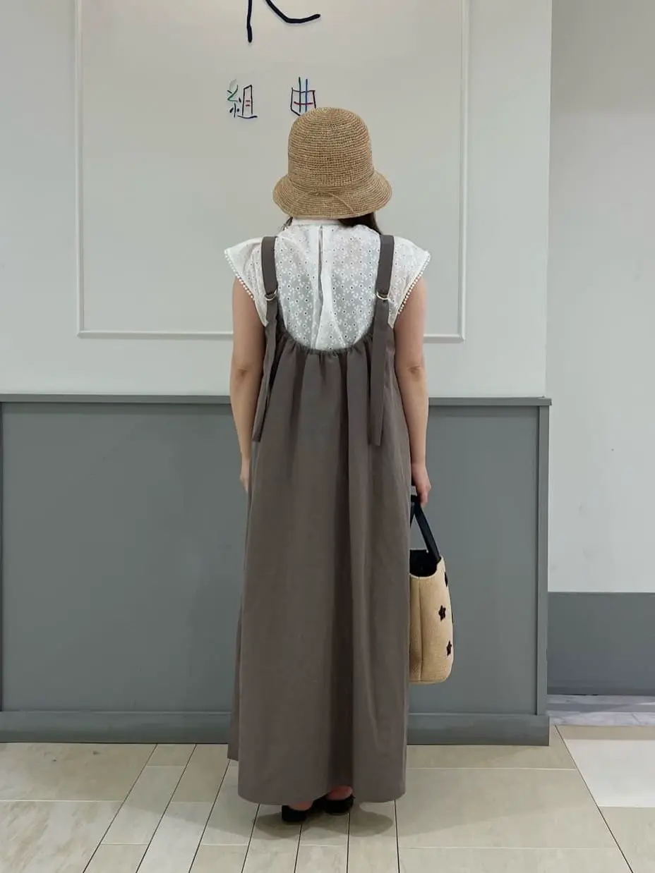 組曲 スタッフ コーディネート画像