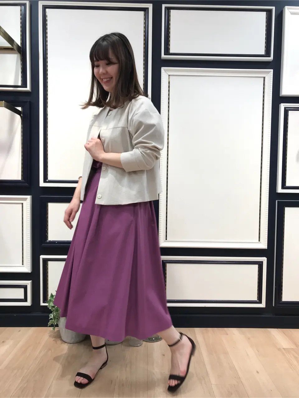 組曲 鈴木 コーディネート画像