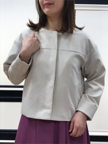 組曲 鈴木 コーディネート画像