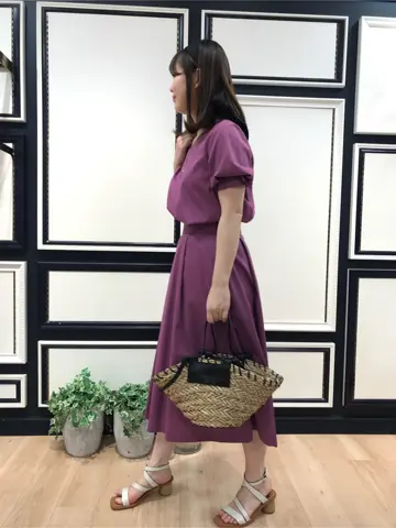 組曲 鈴木 コーディネート画像