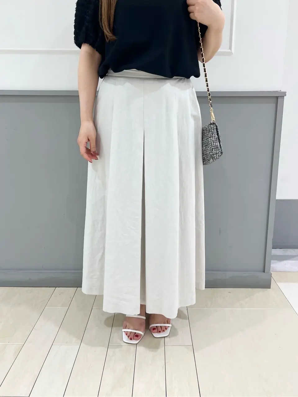 組曲 スタッフ コーディネート画像