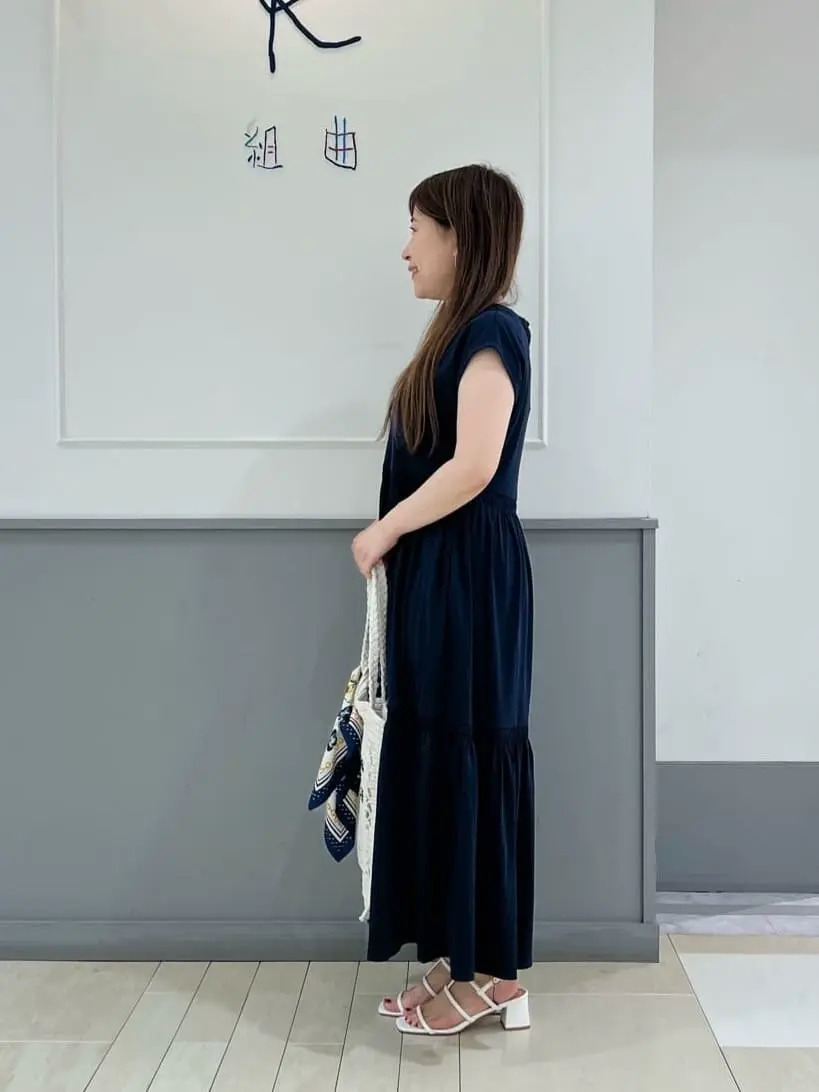 組曲 スタッフ コーディネート画像