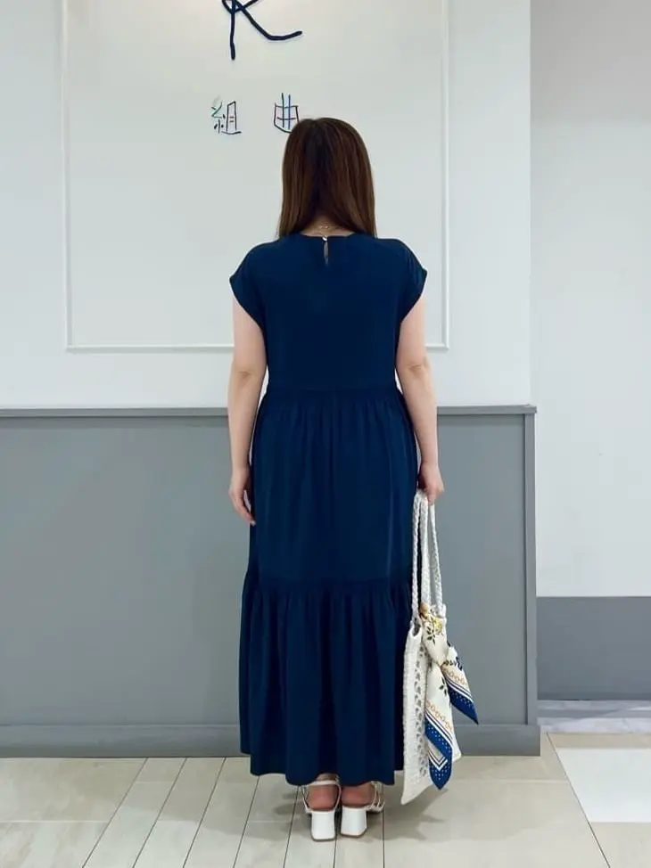 組曲 スタッフ コーディネート画像