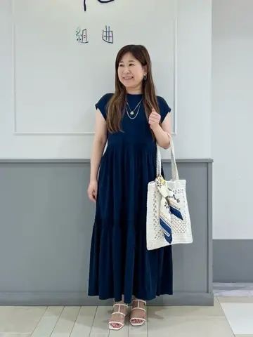 組曲 スタッフ コーディネート画像