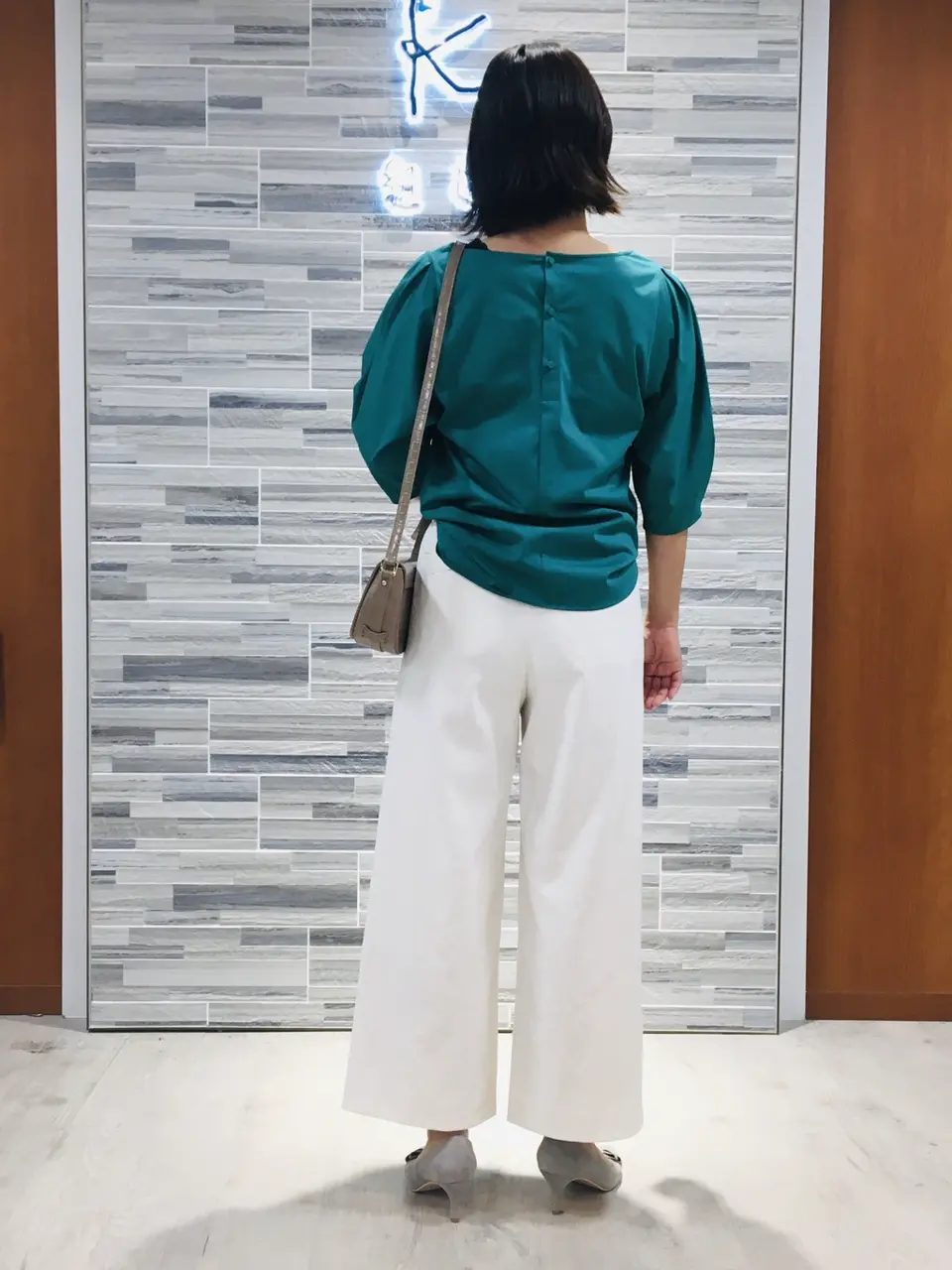 組曲 スタッフ コーディネート画像