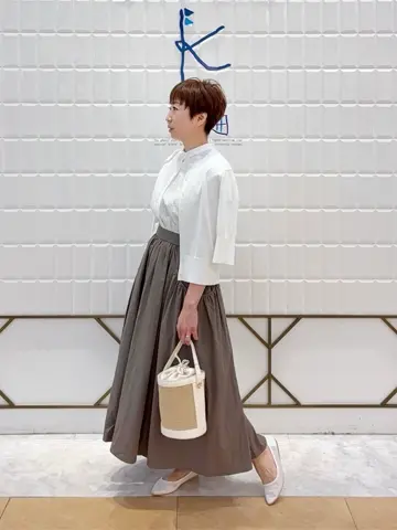 組曲 井上 コーディネート画像