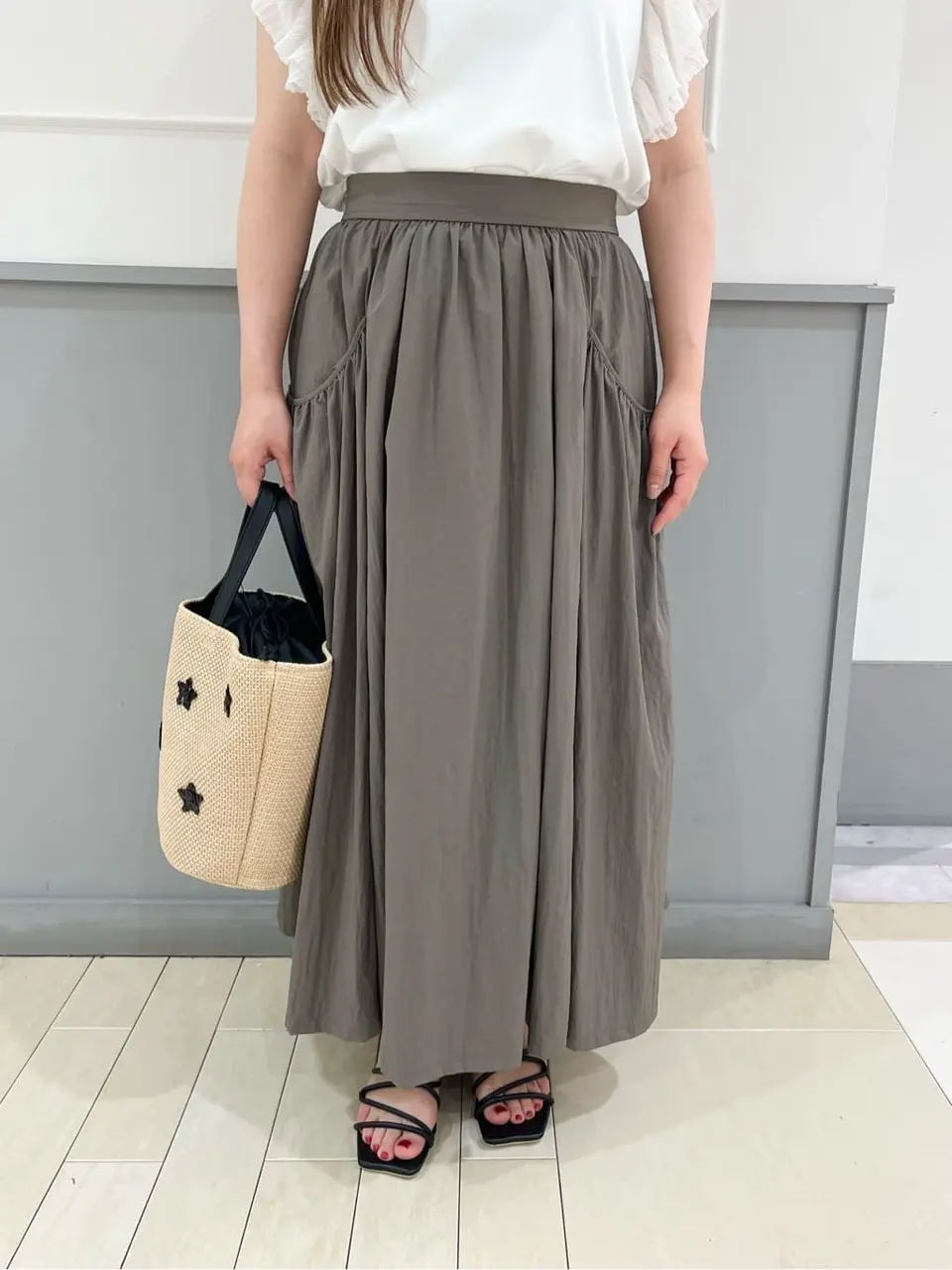 組曲 スタッフ コーディネート画像