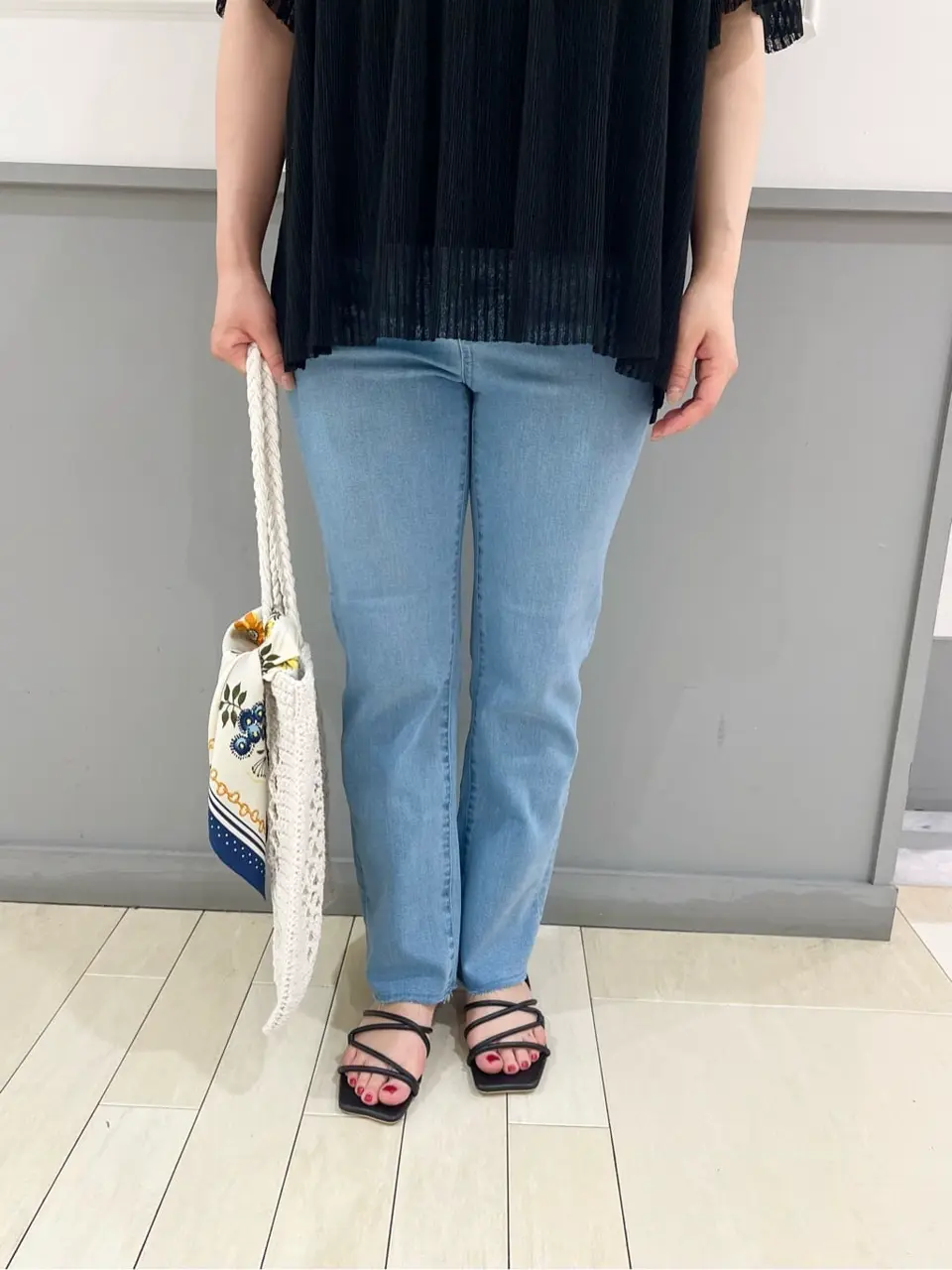 組曲 スタッフ コーディネート画像